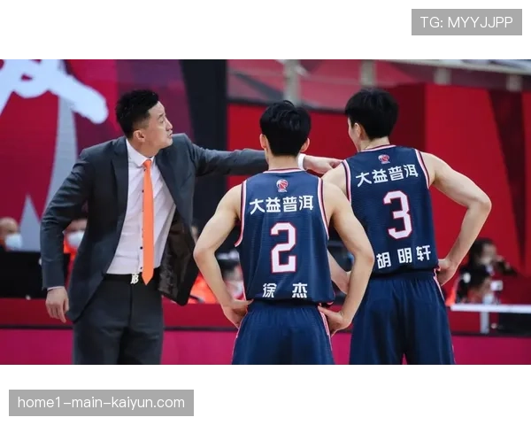 杜锋找到张皓嘉正确用法 从三号位改打四号位效果显著